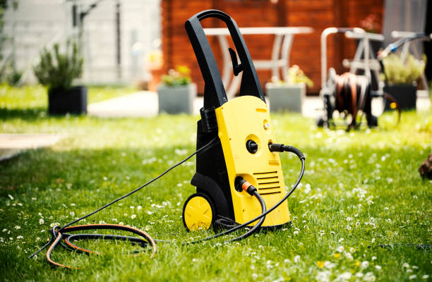 Professional Pressure Washing Services in Higginsville, MO